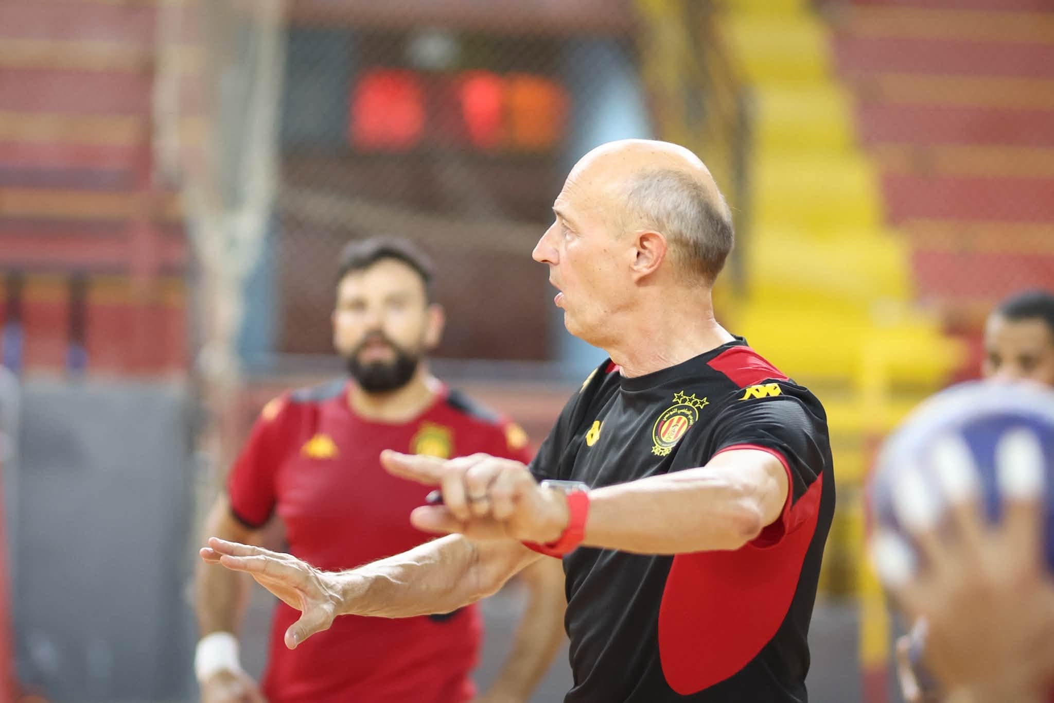 Handball: Goran Dzokic takes his first session — 3/3